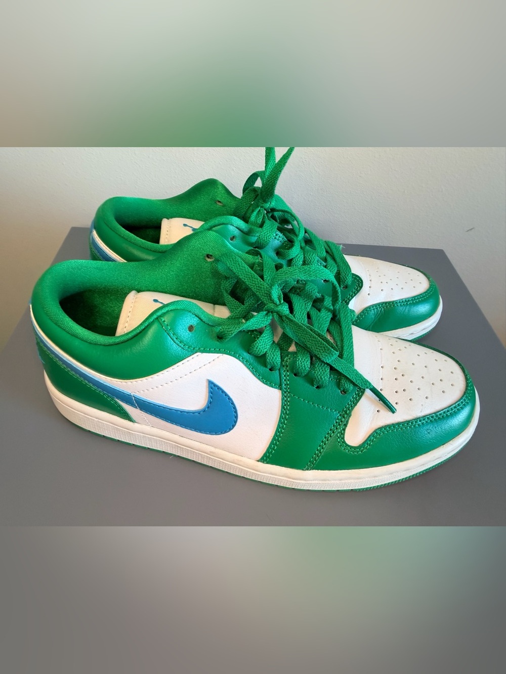 Air Jordan 1 Low Green White Blue Women’s Size 9 Sneakers